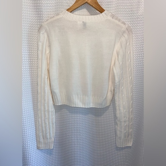 Women’s H&M DIVIDED cream Cable-knit Cardigan size small - Picture 11 of 14